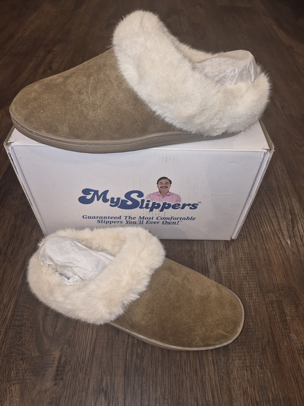 NEW My Slippers By My Pillow Moccasins Ugg Style Shoes Chestnut Womans Sz 8